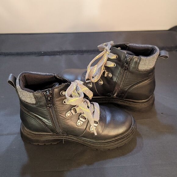 CAT&JACK LACE UP CLOSURE ROUND TOE TODDLER BOOT - Picture 10 of 14